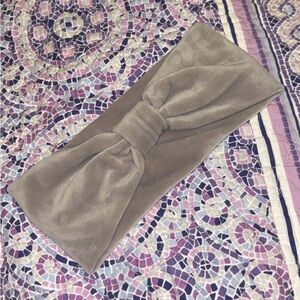 Gray Velvet Headband with Bow